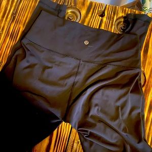 Lulu lemon Align size 8